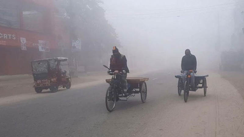 শৈত্যপ্রবাহ নয় তবুও হাড় কাঁপানো শীত