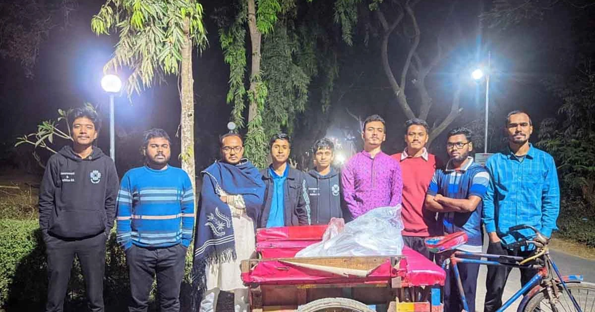 জাবিতে ইফসা'র উদ্যোগে খাবার বিতরন