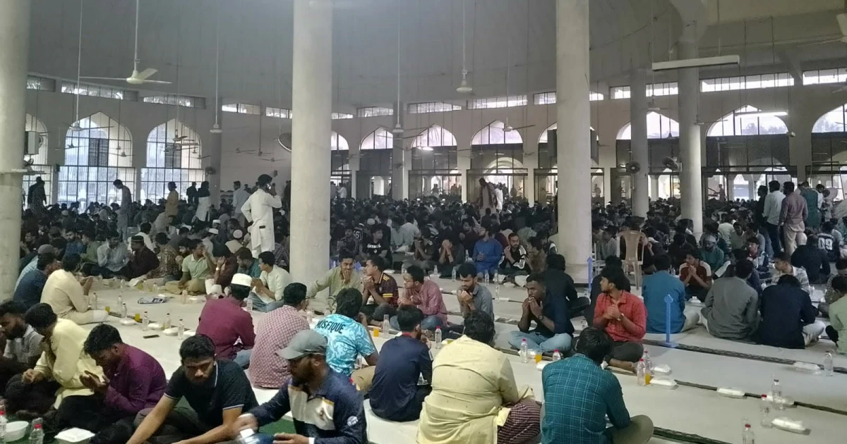 বাকৃবিতে ছাত্রদলের আয়োজনে গণ ইফতার কর্মসূচি ও দোয়া মাহফিল