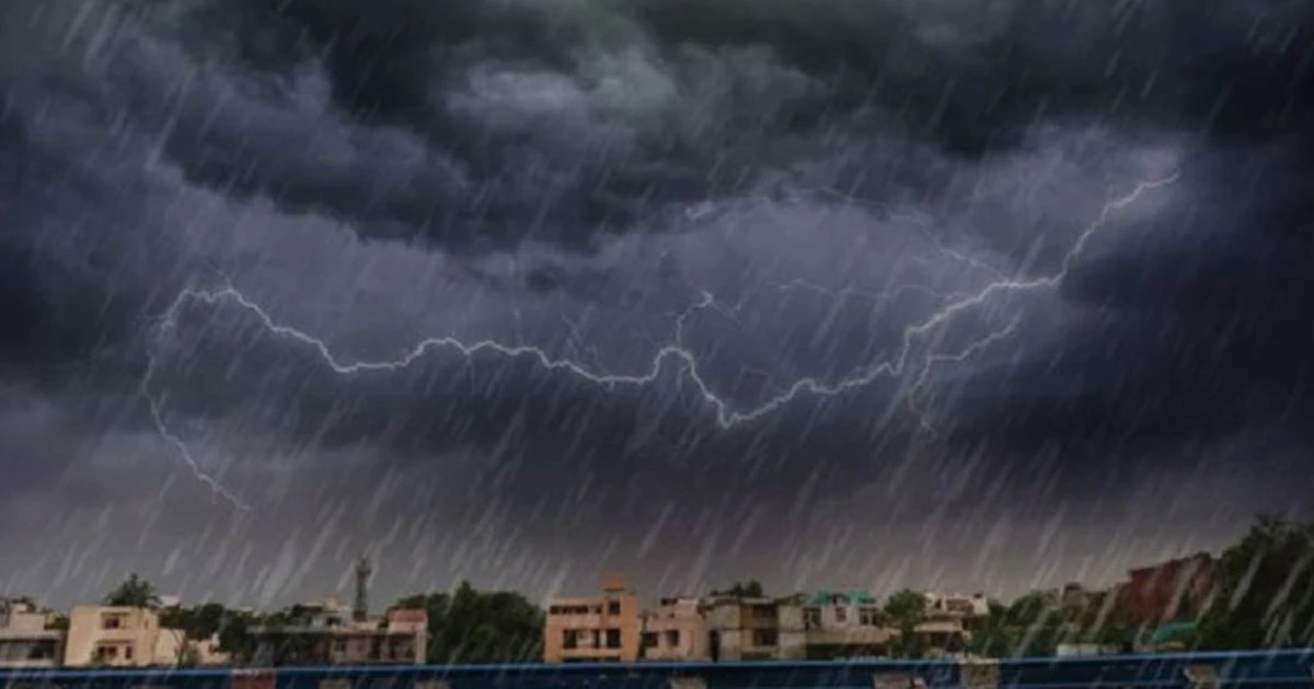 দমকা হাওয়াসহ বজ্রবৃষ্টি চলবে ৪ দিন