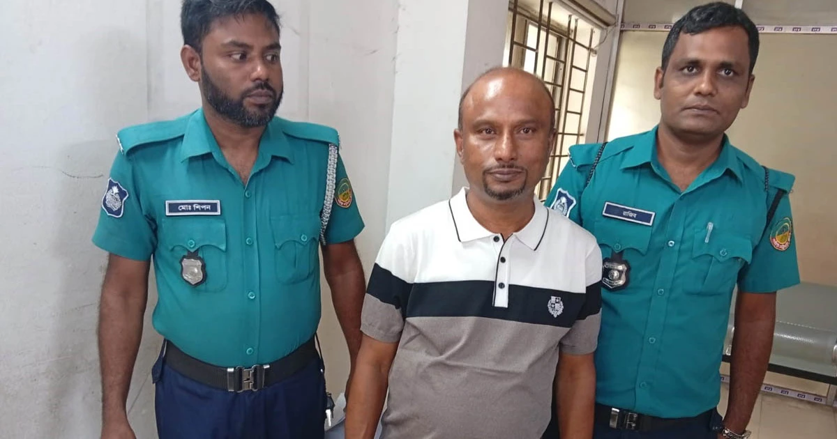 টঙ্গীর আলোচিত ‘জাবান হোটেল’ মালিক শেখ বাদল গ্রেপ্তার