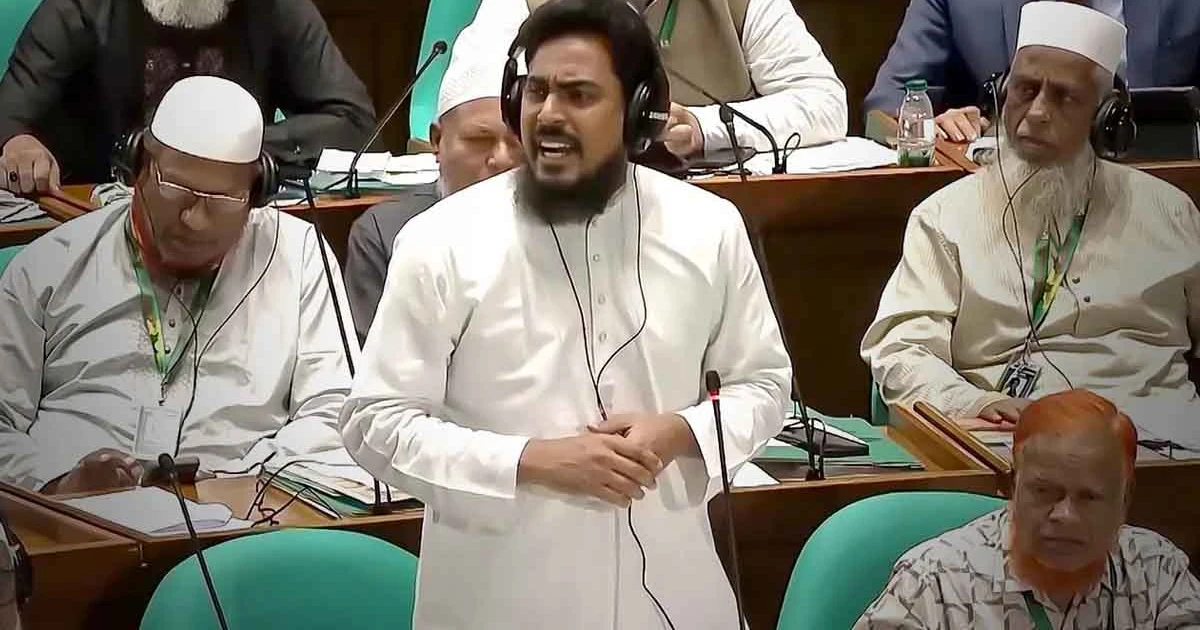 এলপিজির দাম কমাতে সরকারের প্রতি আখতারের আহ্বান
