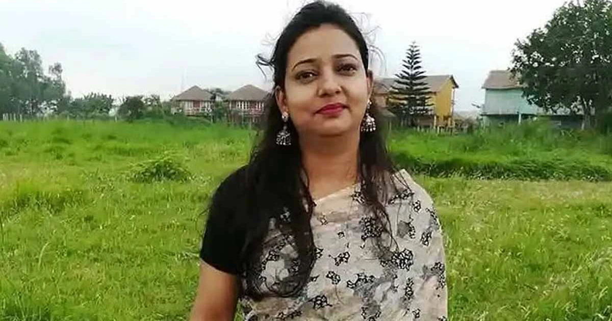 ছিনতাইকারীর টানাহেঁচড়ায় রিকশা থেকে পড়ে আহত নারীর মৃত্যু
