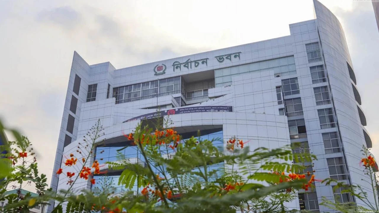 প্রত্যেকের জন্য এনআইডি নবায়ন বাধ্যতামূলক করছে ইসি