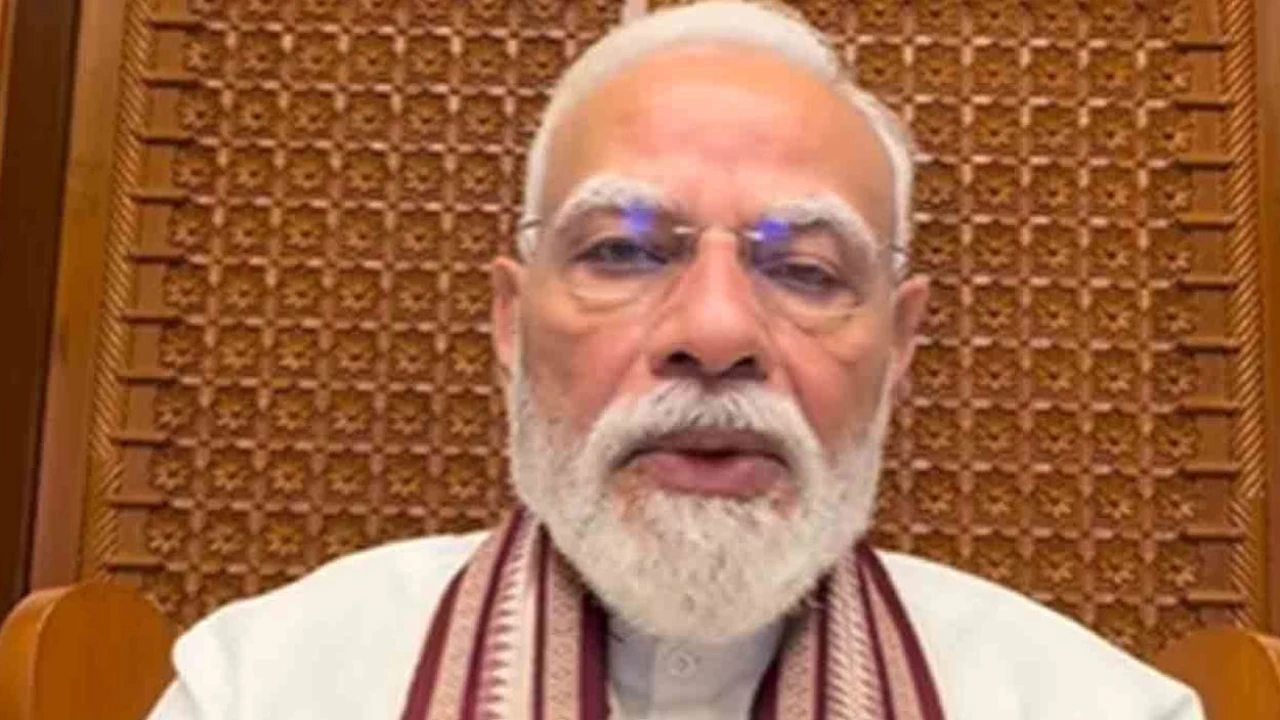 মধ্যরাতে মোদির ভিডিওবার্তা, কী বার্তা দিলেন