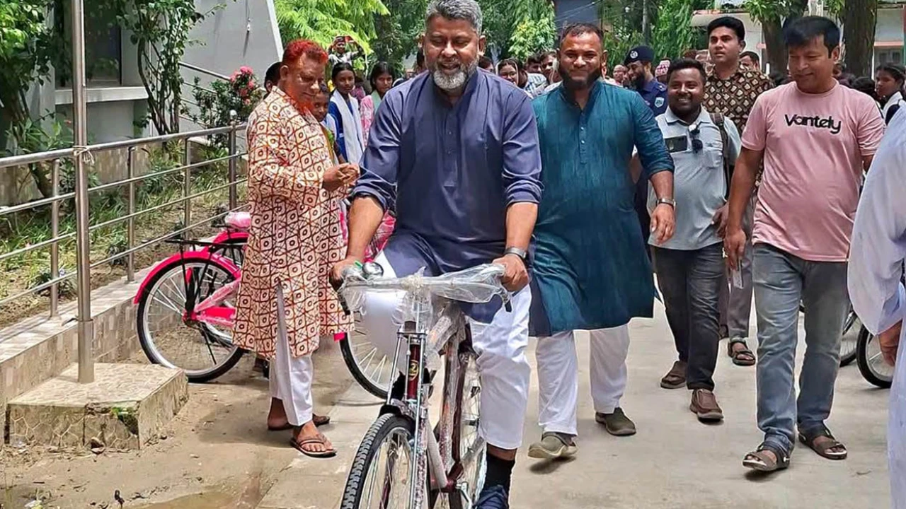ফ্যাসিস্ট সরকার শিক্ষা ব্যবস্থাকে ধ্বংস করে গেছে : এমপি ফজলে হুদা বাবুল