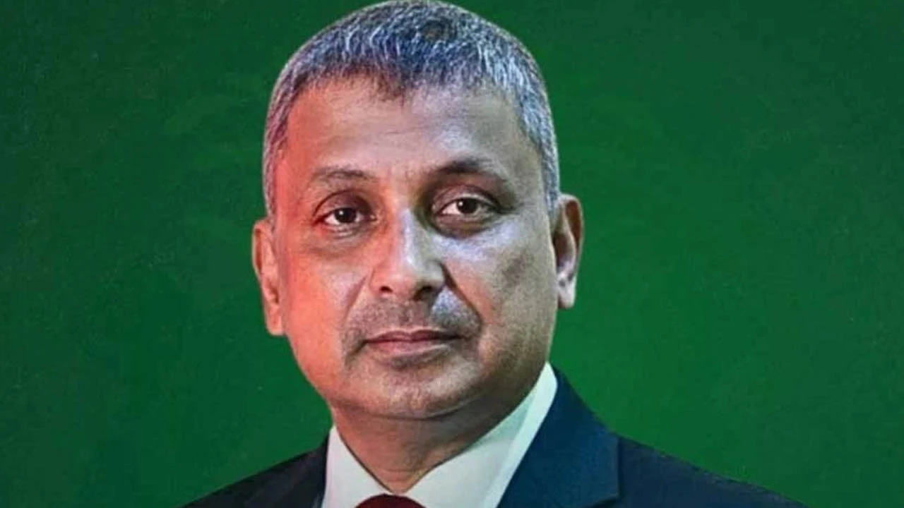 সংসদ অধিবেশনে সরোয়ার আলমগীরের যোগ দিতে বাধা নেই