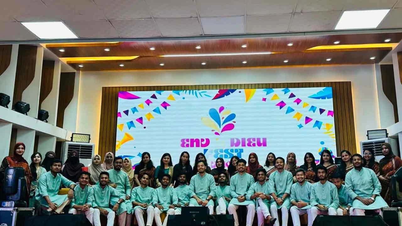 নোবিপ্রবিতে পরিবেশ বিজ্ঞান ও দুর্যোগ ব্যবস্থাপনা বিভাগের ১০ম ব্যাচের বিদায় সংবর্ধনা