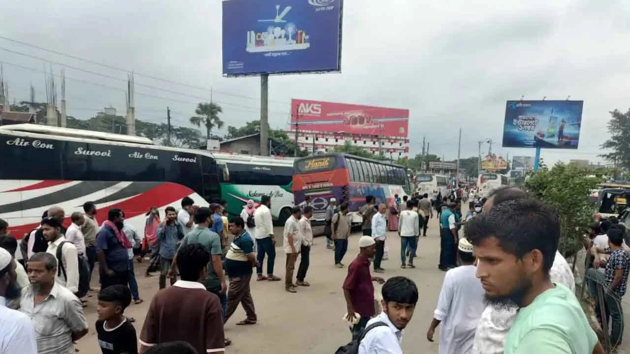 বরিশাল থেকে সব ধরনের যান চলাচল বন্ধ