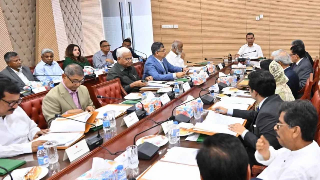 সংসদে বিভিন্ন মন্ত্রণালয়ের দায়িত্ব বণ্টন, প্রধানমন্ত্রীর অনুপস্থিতিতে স্বরাষ্ট্রমন্ত্রী