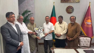 প্রধানমন্ত্রীর সঙ্গে বিএনপির স্থায়ী কমিটির নতুন ৪ সদস্যের সাক্ষাৎ