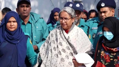 জামিনে বাসায় যাওয়ার প্রয়োজন ফুরিয়ে গেছে: দীপু মনি