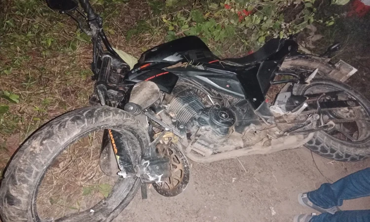 রেস করতে গিয়ে প্রাণ গেল ২ তরুণের