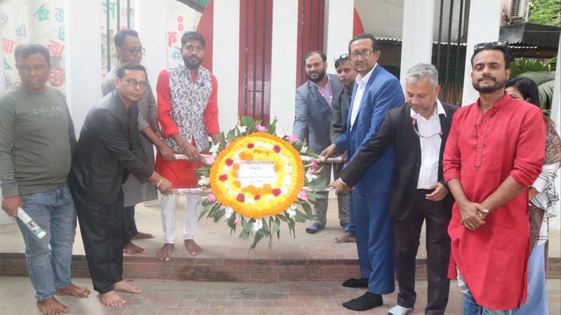 জাতীয় গণমাধ্যম কমিশনের উদ্যোগে মহান বিজয় দিবস উদযাপন