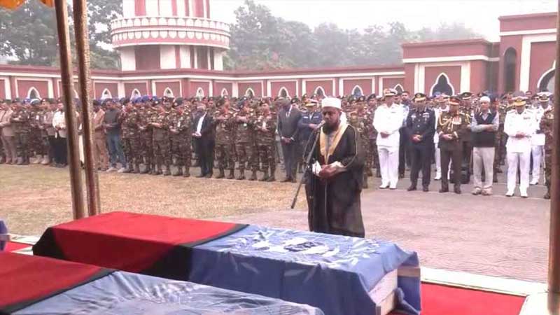 সুদানে নিহত ৬ শান্তিরক্ষীর জানাজা সম্পন্ন, মরদেহে শেষ শ্রদ্ধা