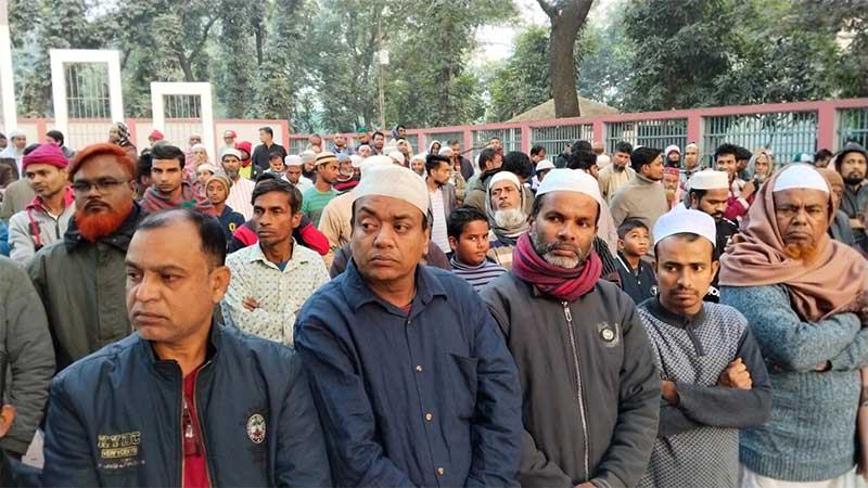 কালীগঞ্জে সাংবাদিক মো. মুক্তাদির হোসেন এর পিতার দাফন সম্পন্ন