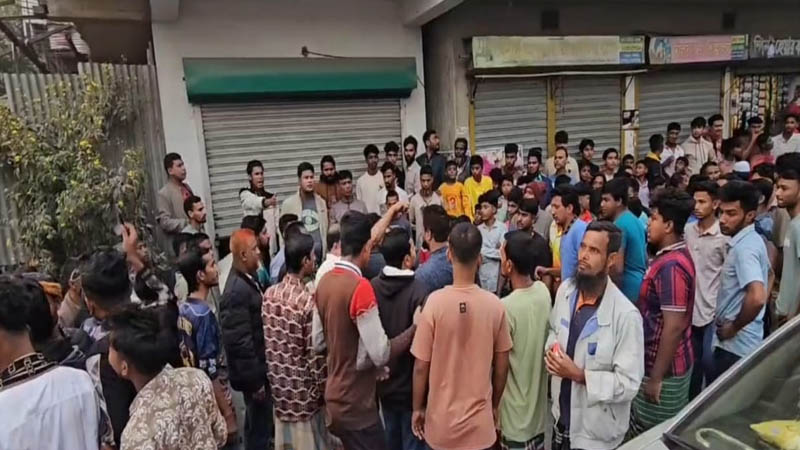 চুরিতে বাধা দেওয়ায় গৃহবধূকে হত্যা, গণপিটুনিতে ঘাতক নিহত