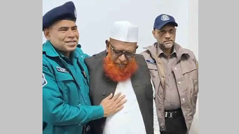 ট্রাইব্যুনালে আত্মসমর্পণের আবেদন ফাঁসির দণ্ডপ্রাপ্ত আবুল কালাম আজাদের