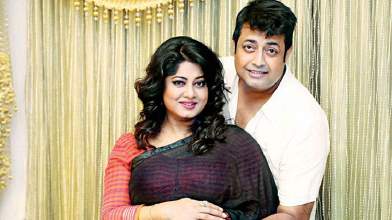 মৌসুমীর সঙ্গে বিচ্ছেদের গুঞ্জনে কী বললেন ওমর সানি