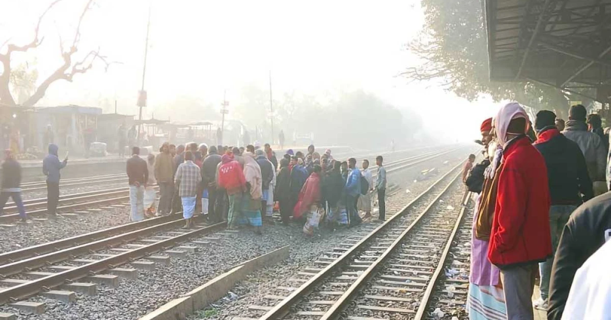 লালপুরের আব্দুলপুর জংশনে ট্রেনে কাটা পড়ে শিক্ষার্থীর মৃত্যু