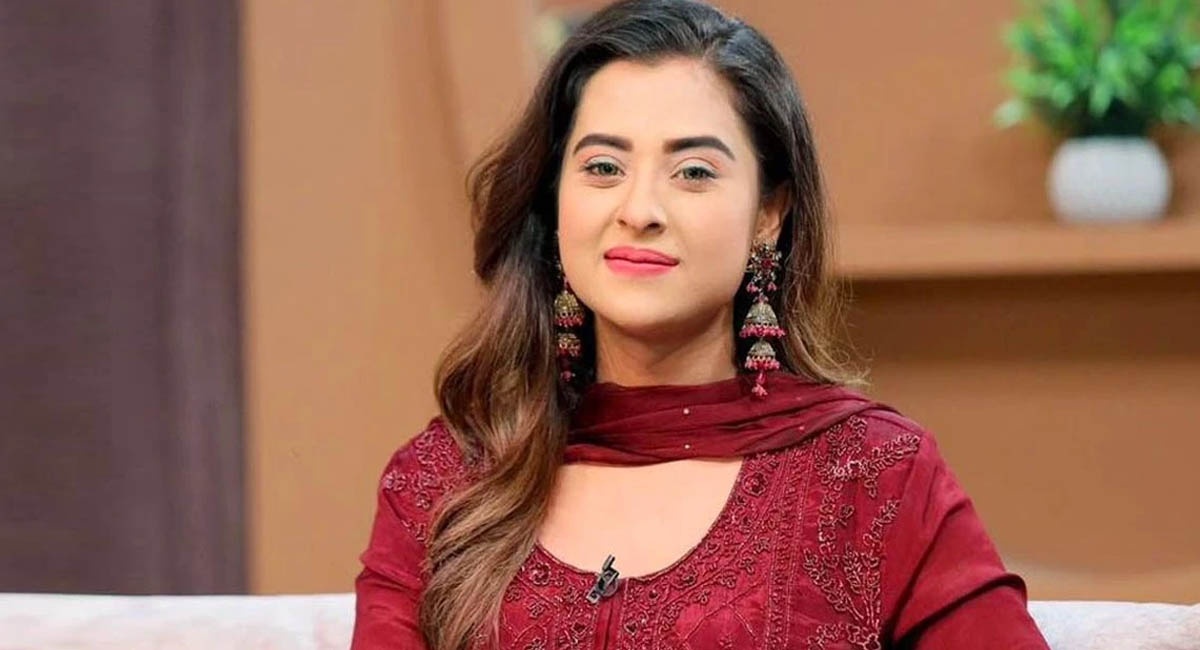 কী অজানা কথা বলতে চান বুবলী