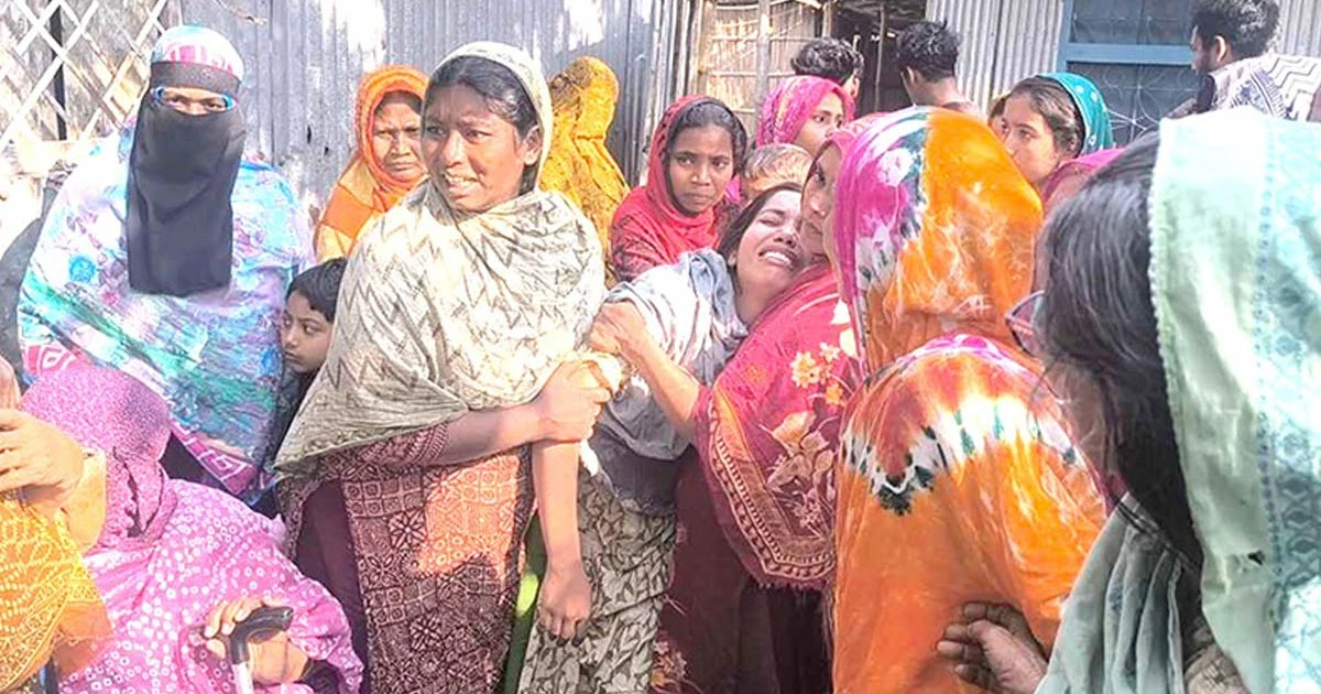 দাদিকে হত্যা করে নাতনিকে তুলে নিয়ে যায় বখাটেরা, মাঠে পড়েছিল মরদেহ