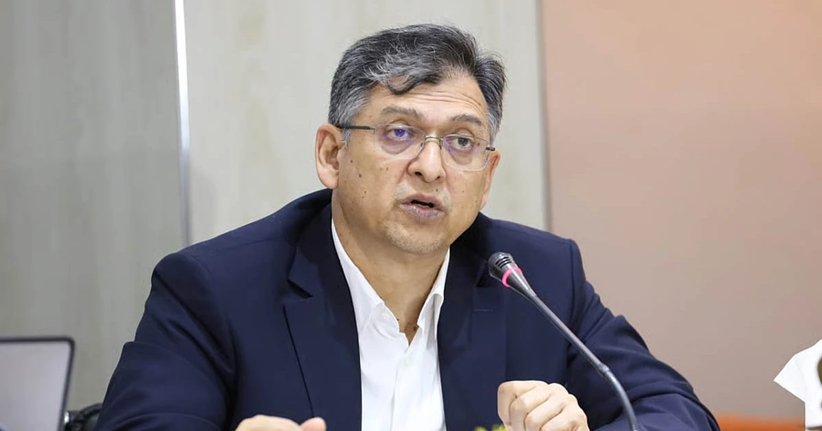সংবিধান সংস্কার ইস্যু উঠতে পারে সংসদের ফ্লোরে : স্বরাষ্ট্রমন্ত্রী