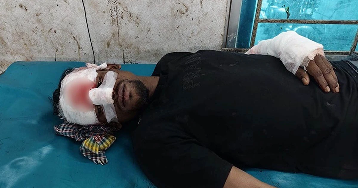 হাসপাতালে ঢুকে চিকিৎসাধীন যুবককে কুপিয়ে জখম