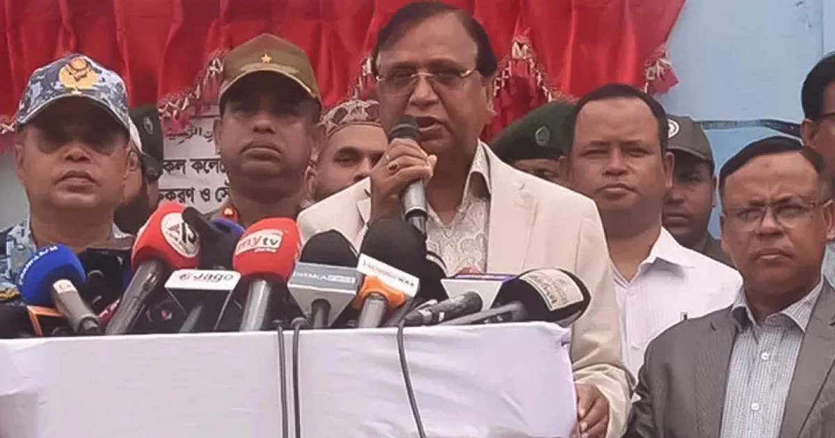 ফুটপাতে ব্যবসা করতে লাগবে লাইসেন্স