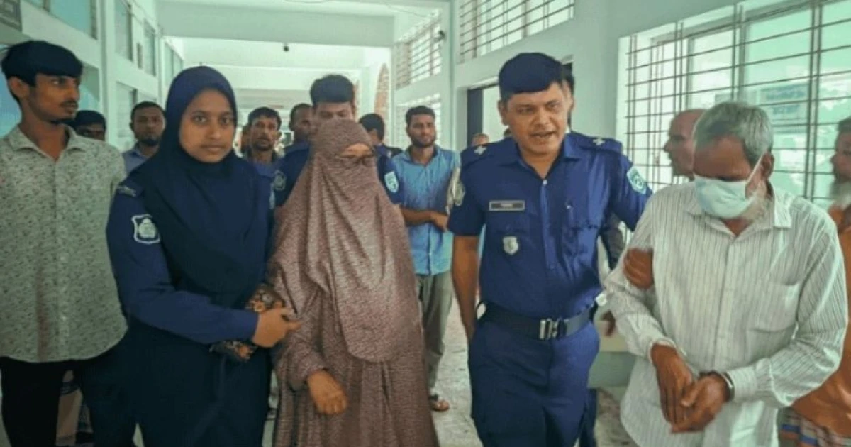 রংপুর ডিসি অফিসের অফিস সহকারীসহ স্ত্রী কারাগারে