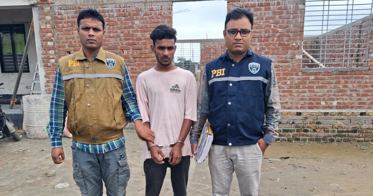 ৫০০ টাকার জন্য বৃদ্ধাকে হত্যা, লাশ লুকিয়ে পালিয়ে যায় আসামি