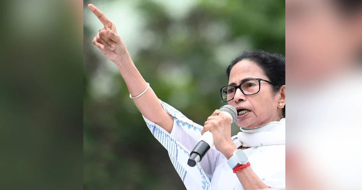 মমতাকে অব্যাহতি, ভেঙে দেওয়া হলো পশ্চিমবঙ্গের মন্ত্রিসভা