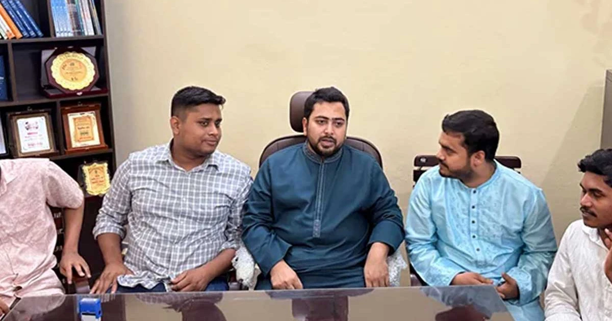 গণভোটের প্রশ্নে বিএনপির অবস্থান এখনো স্পষ্ট নয়: নাহিদ ইসলাম