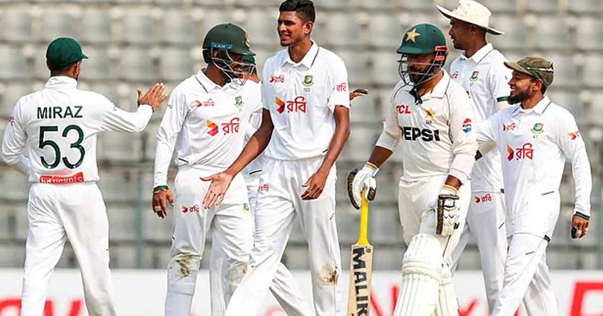 ১৫৬ রানের লিডে লাগাম বাংলাদেশের হাতেই