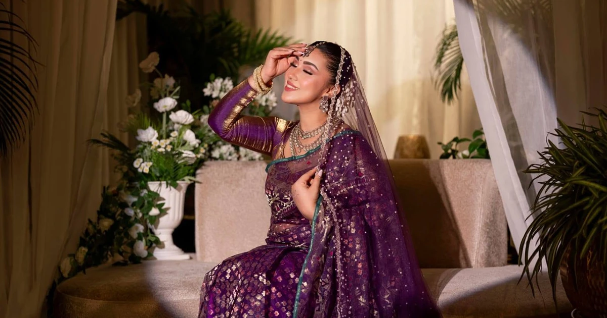 এবার আলোচনায় অপু, কিছু না বলেও অনেক কিছু বললেন