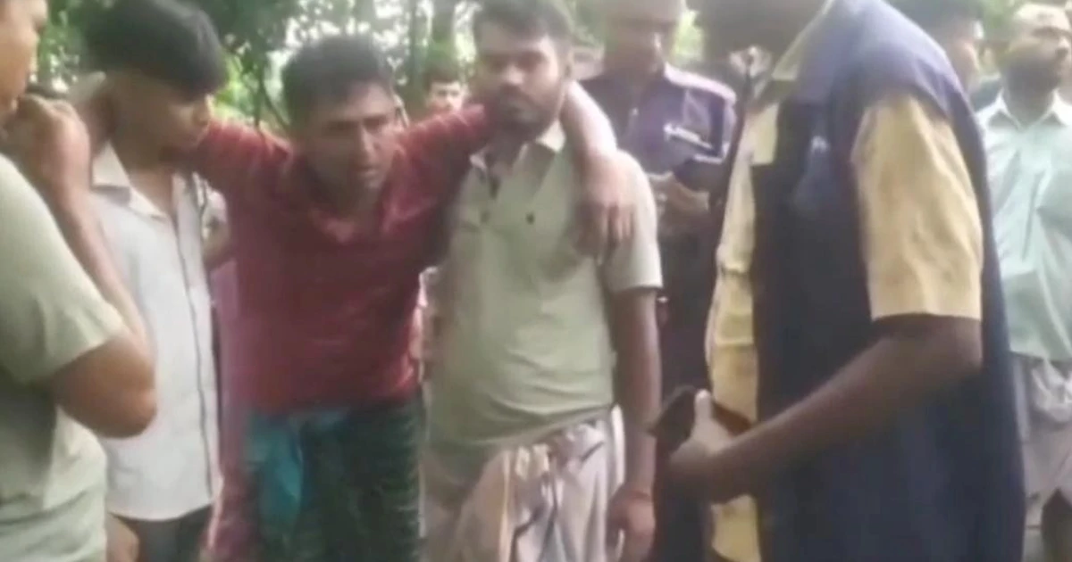 রূপগঞ্জে সিআইডি পুলিশ পরিচয়দানকারীদের গণপিটুনি দেওয়ার ঘটনায় মামলা