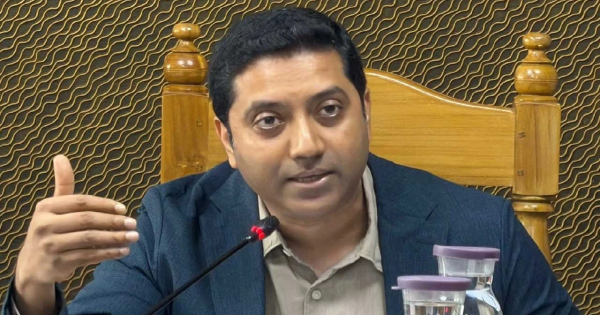 মোহাম্মাদপুরে সিসি ক্যামেরা লাগানোর ৪৮ ঘণ্টার মধ্যে চুরি হয়ে গেছে