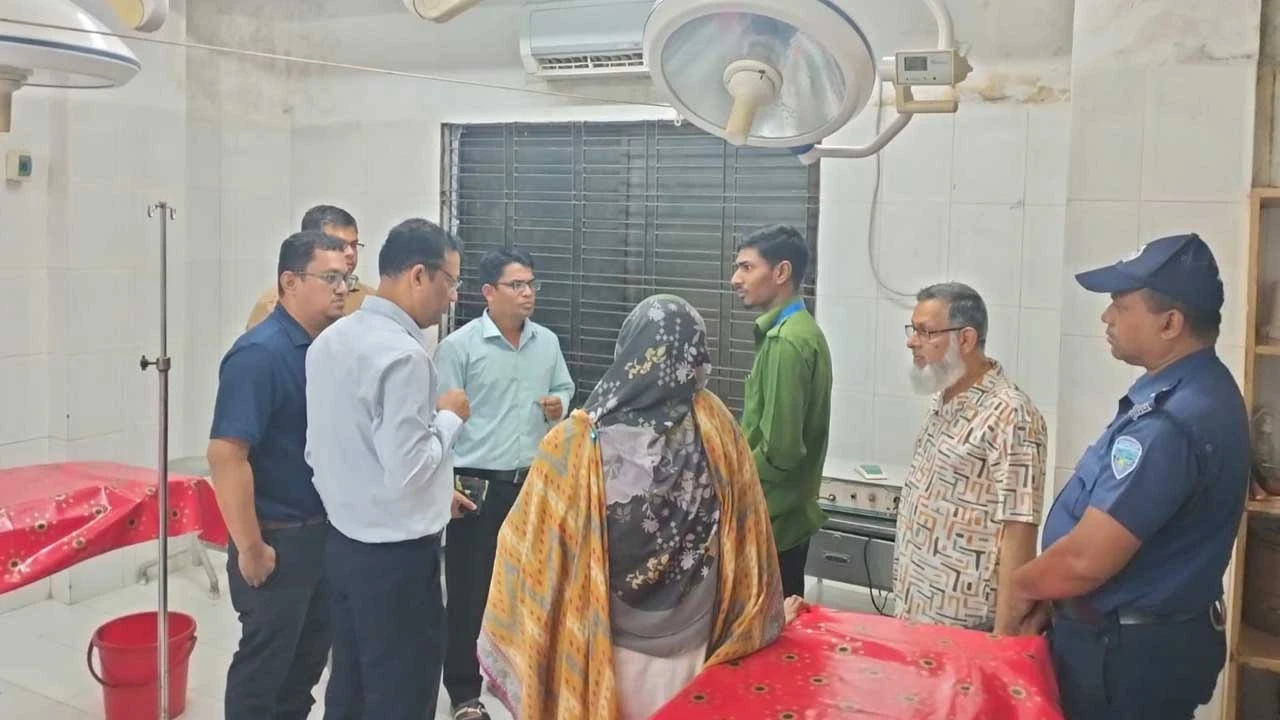 নোয়াখালীতে দুই হাসপাতালের কার্যক্রম বন্ধ, ৬০ হাজার টাকা জরিমানা
