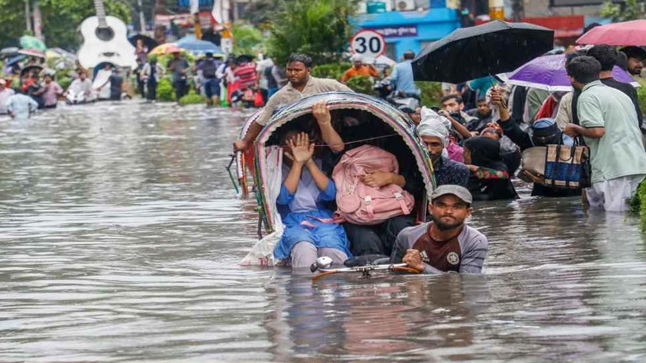 চট্টগ্রাম বোর্ডের সব জেলায় বুধবারের এইচএসসি পরীক্ষা স্থগিত