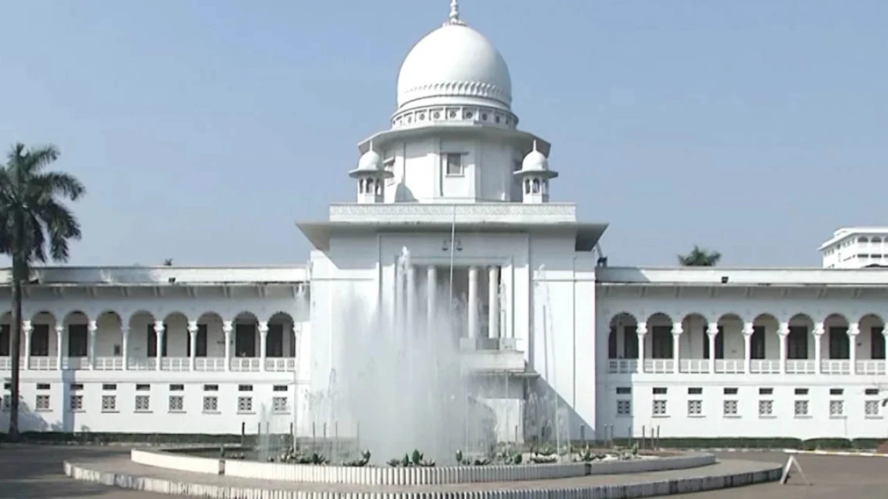 সংবিধানে ফিরলো তত্ত্বাবধায়ক সরকারব্যবস্থা ও গণভোট
