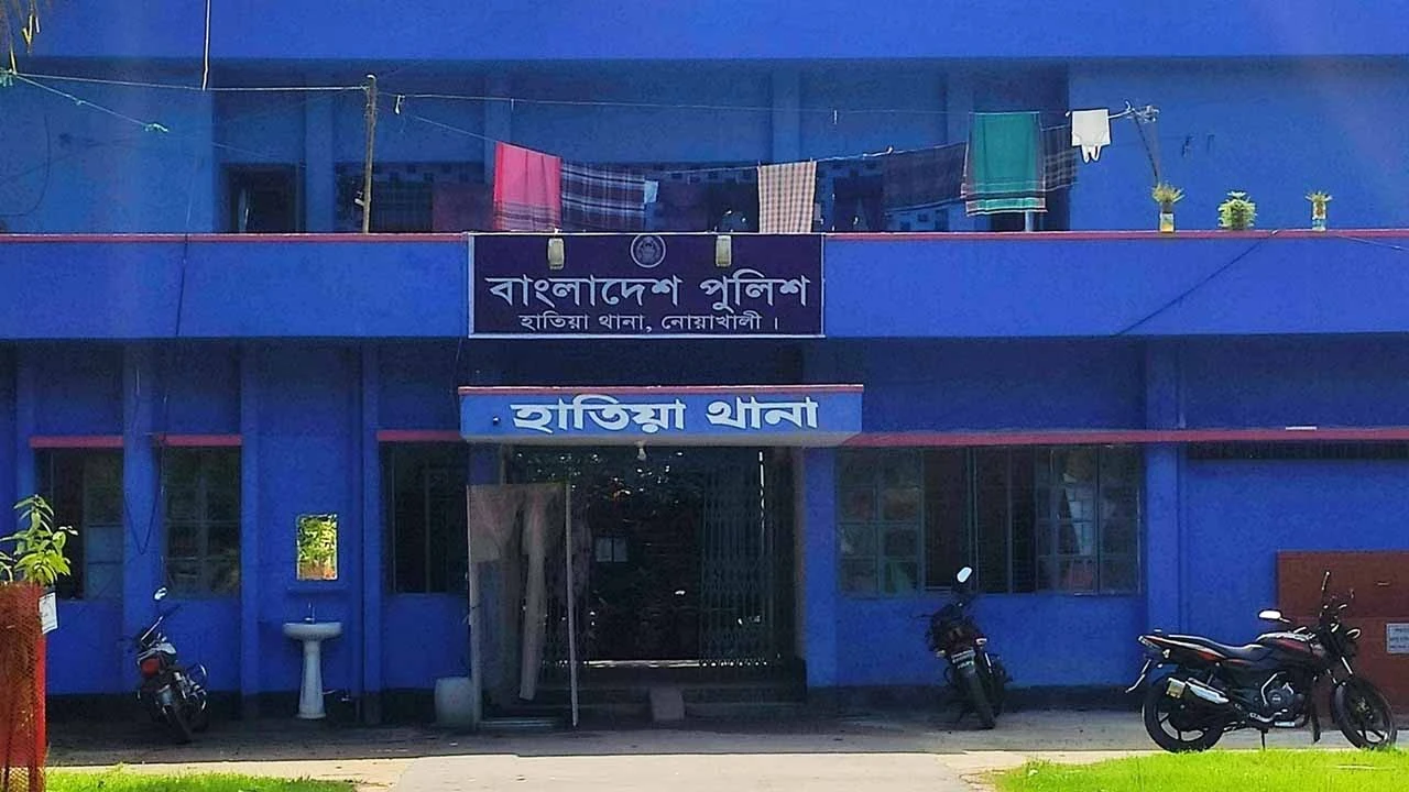 জলাবদ্ধতায় ঘরেই নবজাতকসহ প্রসূতির মৃত্যু