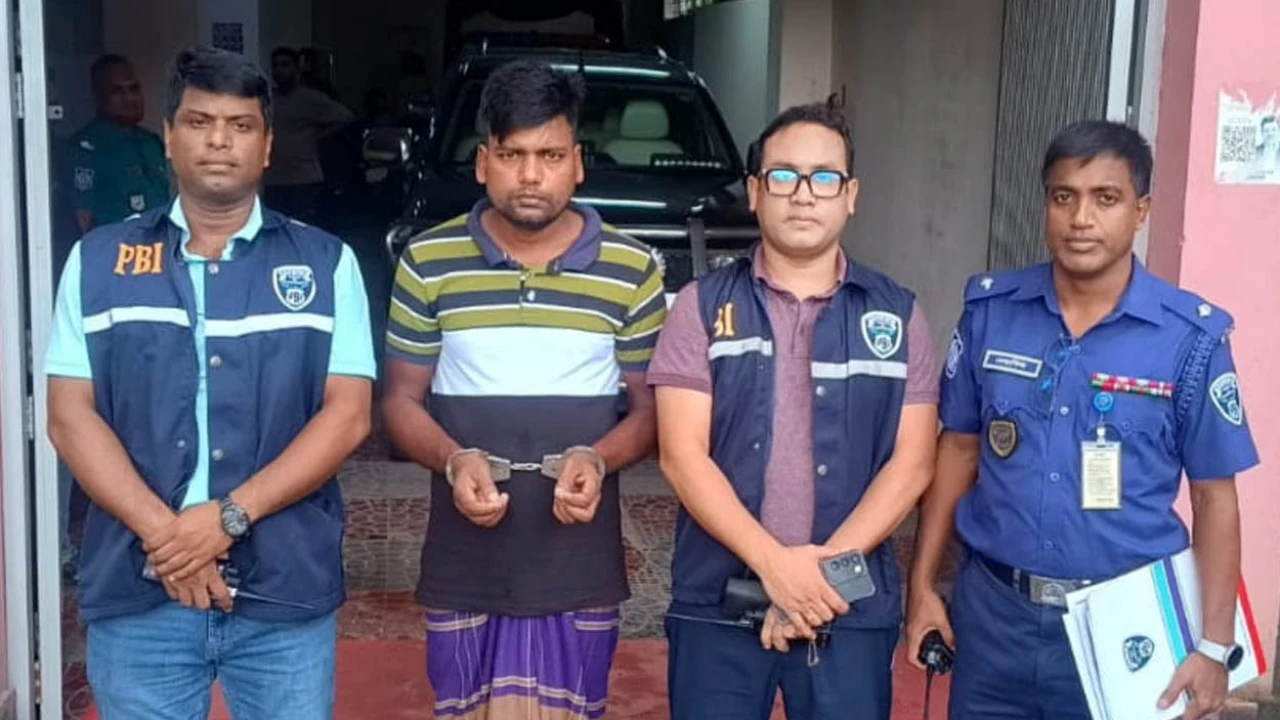গাজীপুরে আবাসিক হোটেলে গৃহবধূ খুনের ঘটনায় ঘাতক স্বামী গ্রেপ্তার