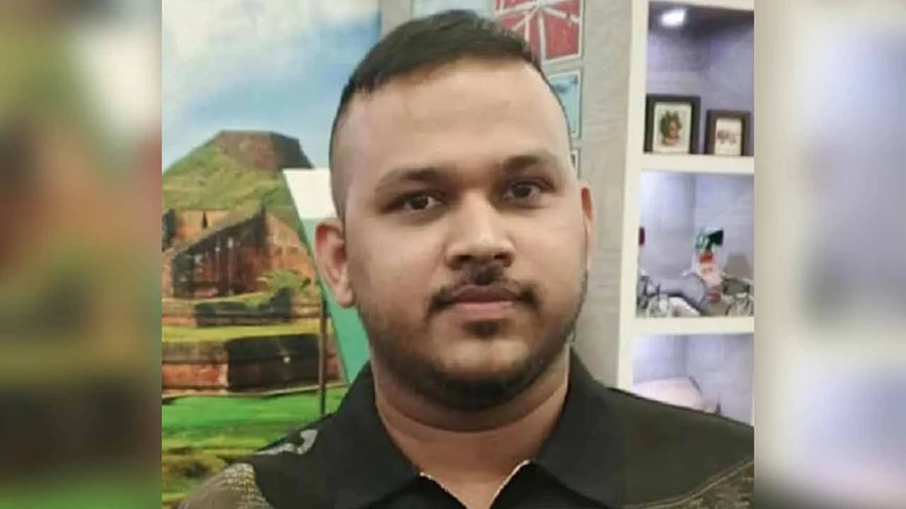 কারাগারে নেওয়ার পথে বাথরুমের কথা বলে উধাও ‘পিচ্চি রাজা’