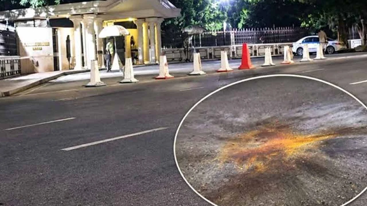 মধ্যরাতে প্রধানমন্ত্রীর কার্যালয়ের সামনে ককটেল বিস্ফোরণ