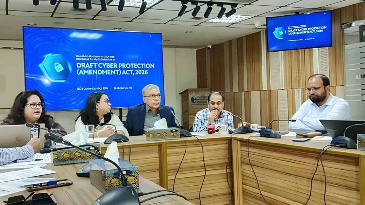 বর্তমান সাইবার আইন সরকারের জন্য আত্মঘাতী: টিআইবি