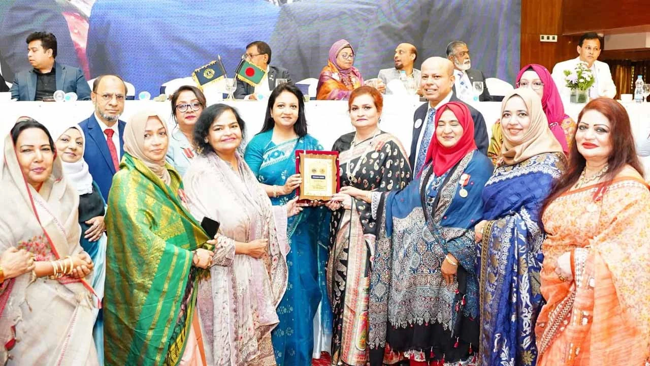লায়ন ৩১৫ এ২ শেষ হলো অক্টোবর সেবাপক্ষ