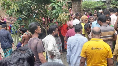 বাগেরহাটে একই পরিবারের ৩ জনের গলিত মরদেহ উদ্ধার