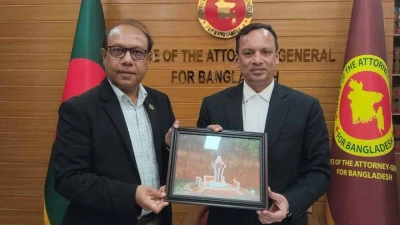অ্যাটর্নি জেনারেলের সঙ্গে নোবিপ্রবি উপাচার্যের সৌজন্য সাক্ষাৎ
