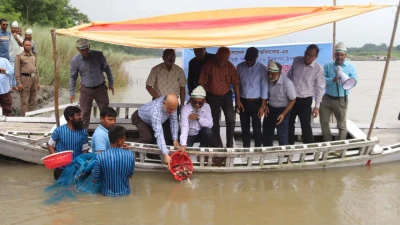 ৬৬তম প্রতিষ্ঠাবার্ষিকীতে বাকৃবিতে র‍্যালি, বৃক্ষরোপণ ও মাছের পোনা অবমুক্তকরণ
