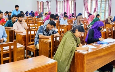 পরীক্ষা ও পরিক্ষার্থী: বিশ্ববিদ্যালয় শিক্ষার্থীদের সেমিস্টার ফাইনালের গল্প